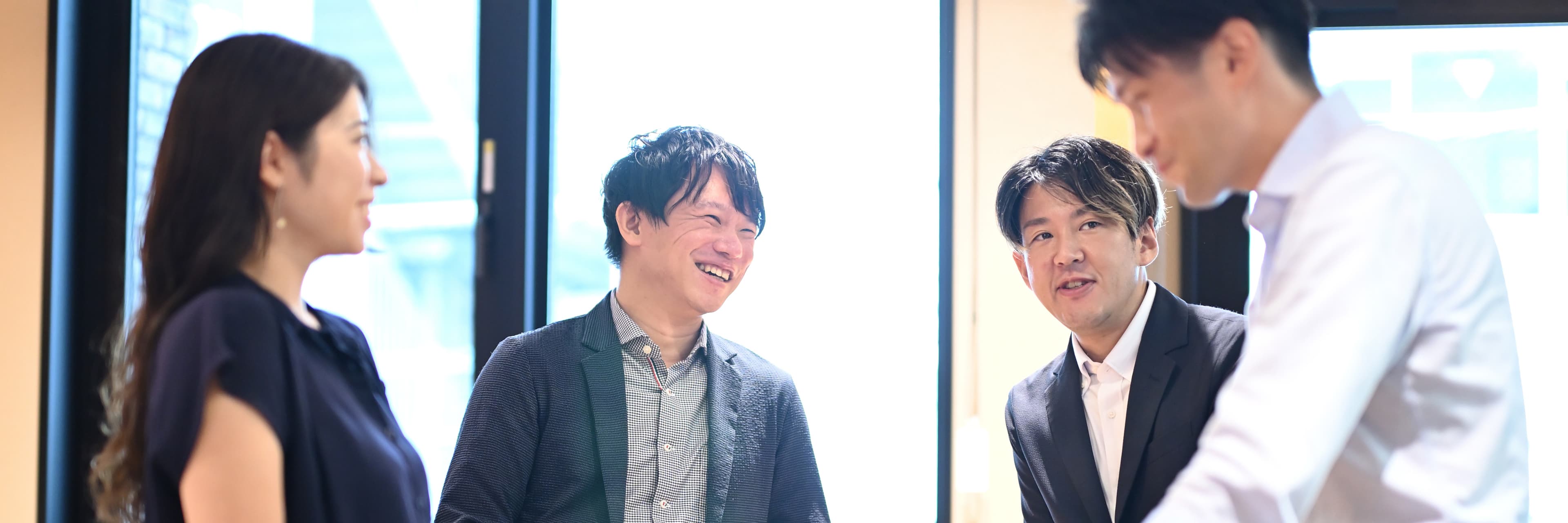 Noveraメンバーの集合写真